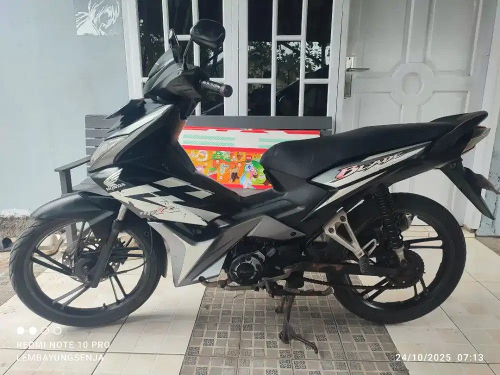Honda blade 2009