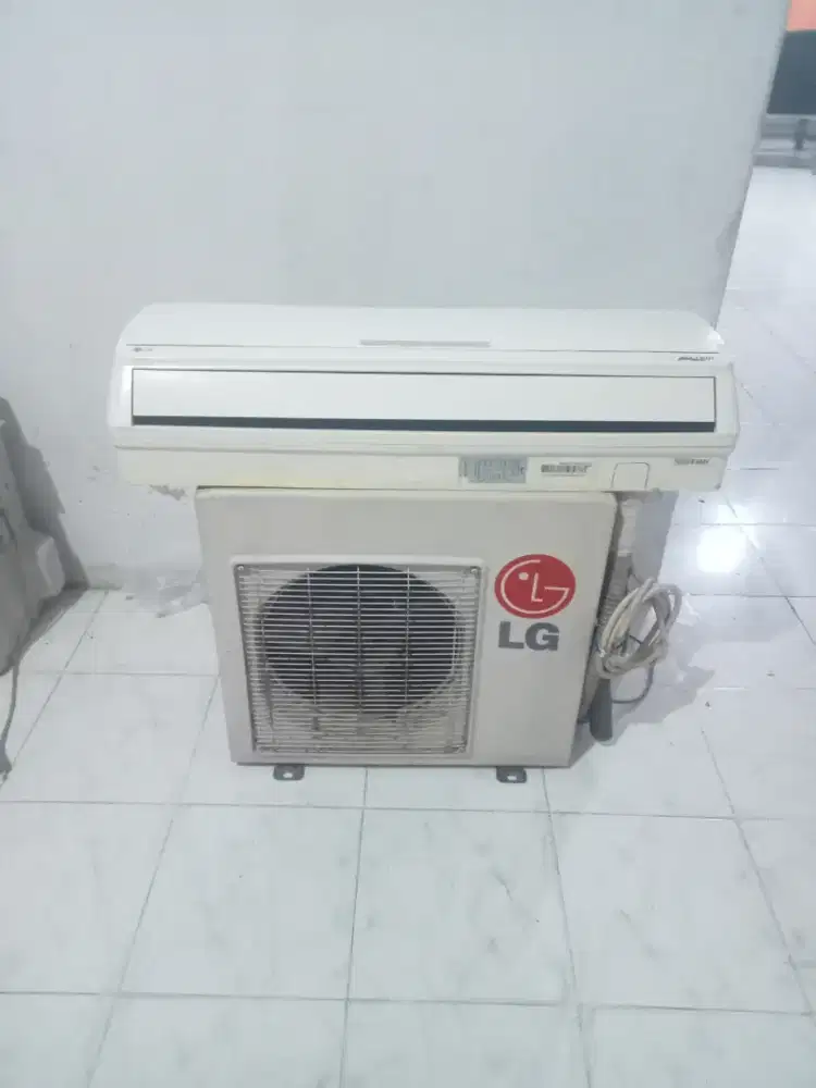 Dijual AC setengah pk merek LG siap pasang dan bergaransi