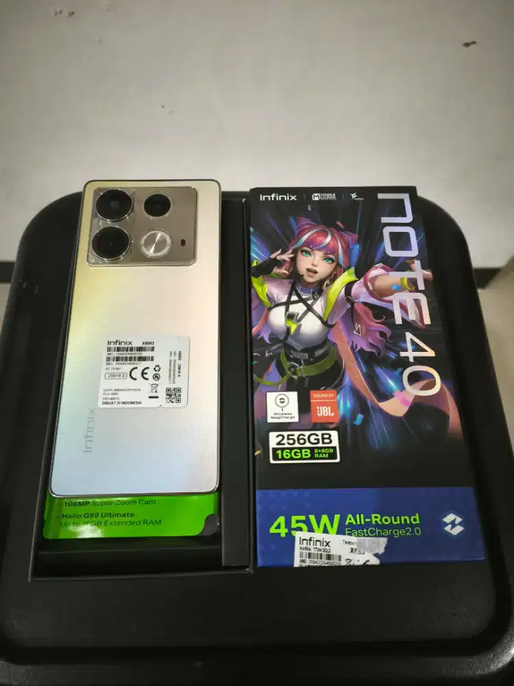 Infinix note 40 8/256 titan gold