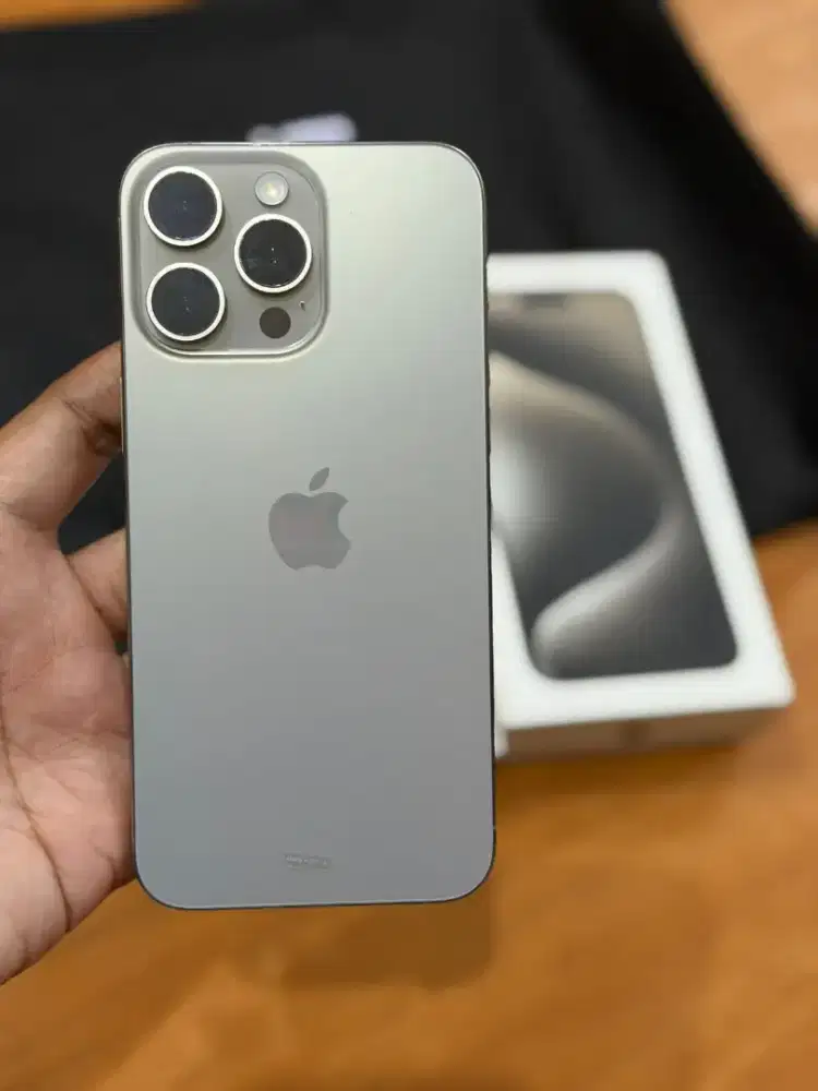 Jual cepat iPhone 15 pro max 512gb ibox