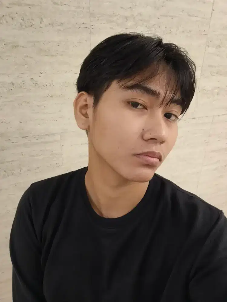 HI, NEED JOB RIGHT NOW