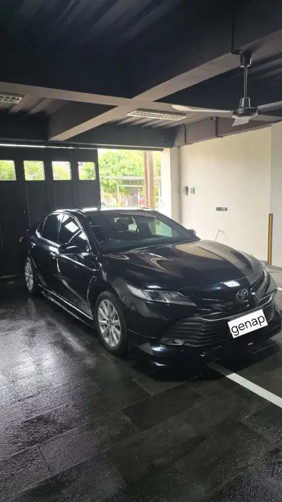 CASH!!! TOYOTA CAMRY 2.5V 2020