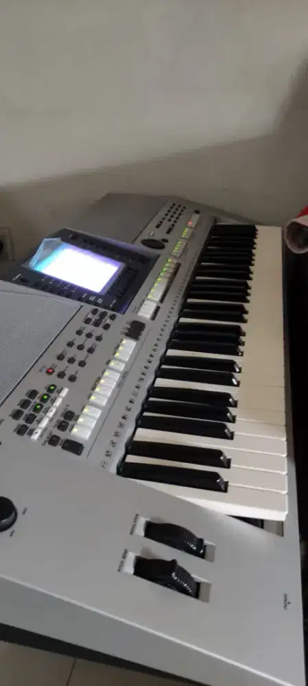 Keyboard Yamaha PSR S700