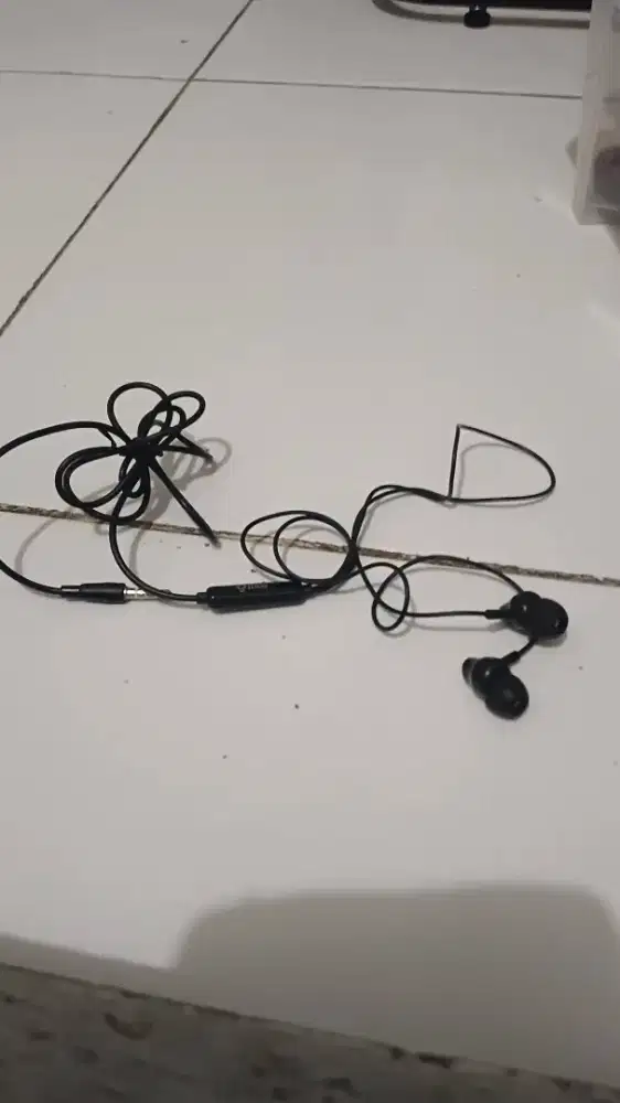 Handsfree kabel ngebass