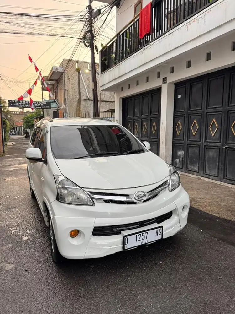 Daihatsu xenia R attivo 2012 istimewa siap pake