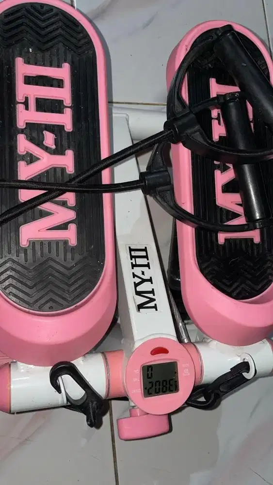 Stepper alat olahraga