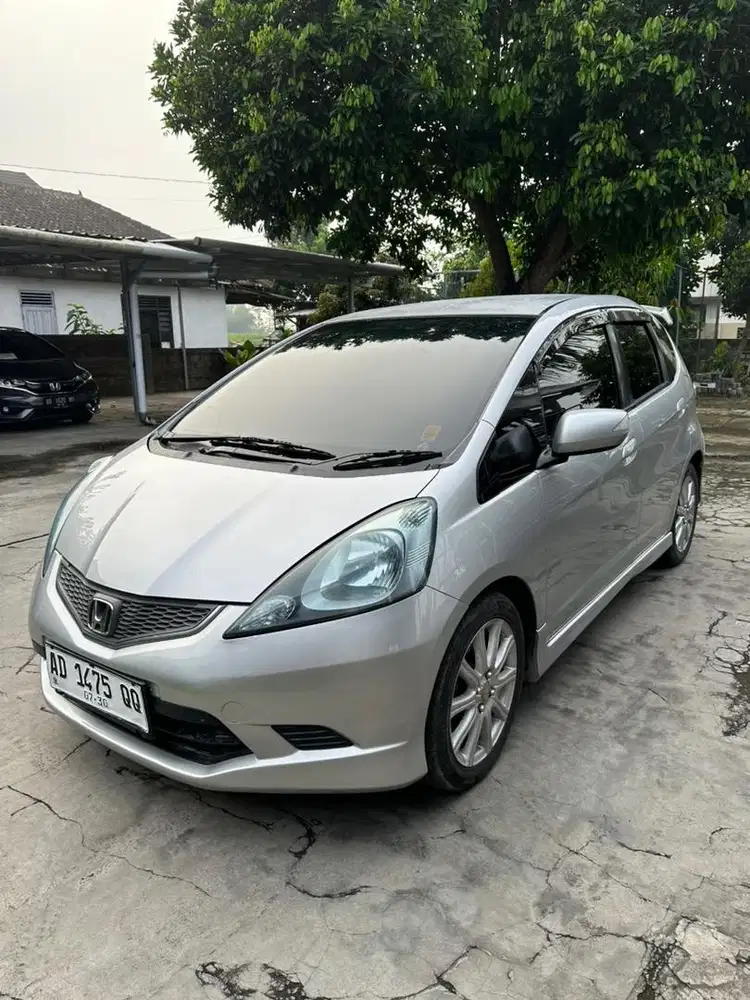 Jazz RS 2009 AT istimewa