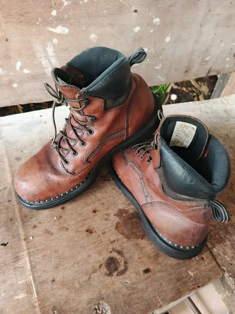 Jual Sepatu safety redwing Dyna force USA original size 46 bis byr cod