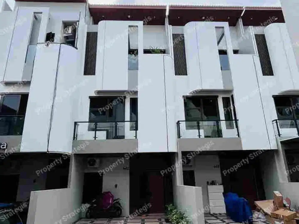 Promo Rumah townhouse strategis ke pusat kota jakarta dekat tol stasiun rscm