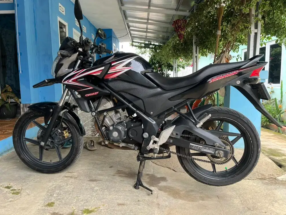 Honda CB 150 R 2013