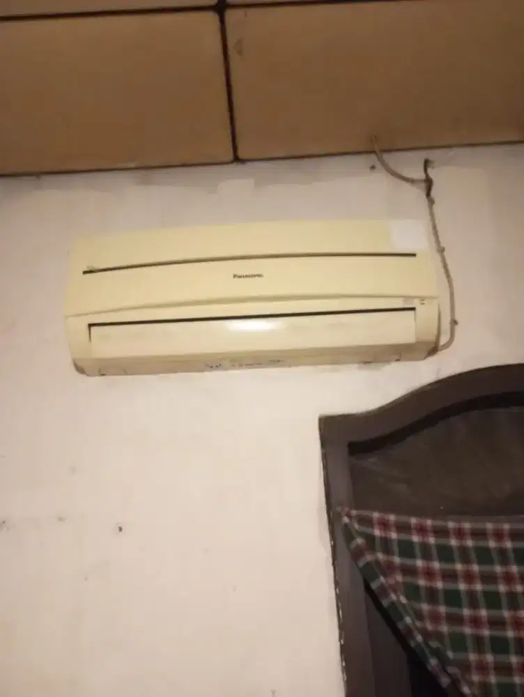 AC panasonic 1/2 pk tinggal pasang aja udh dingin