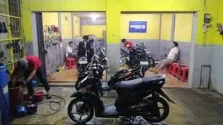 Dicari tukang cuci motor -gaji lancar,suasana asik
