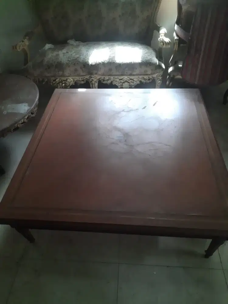 Meja Jati Persegi