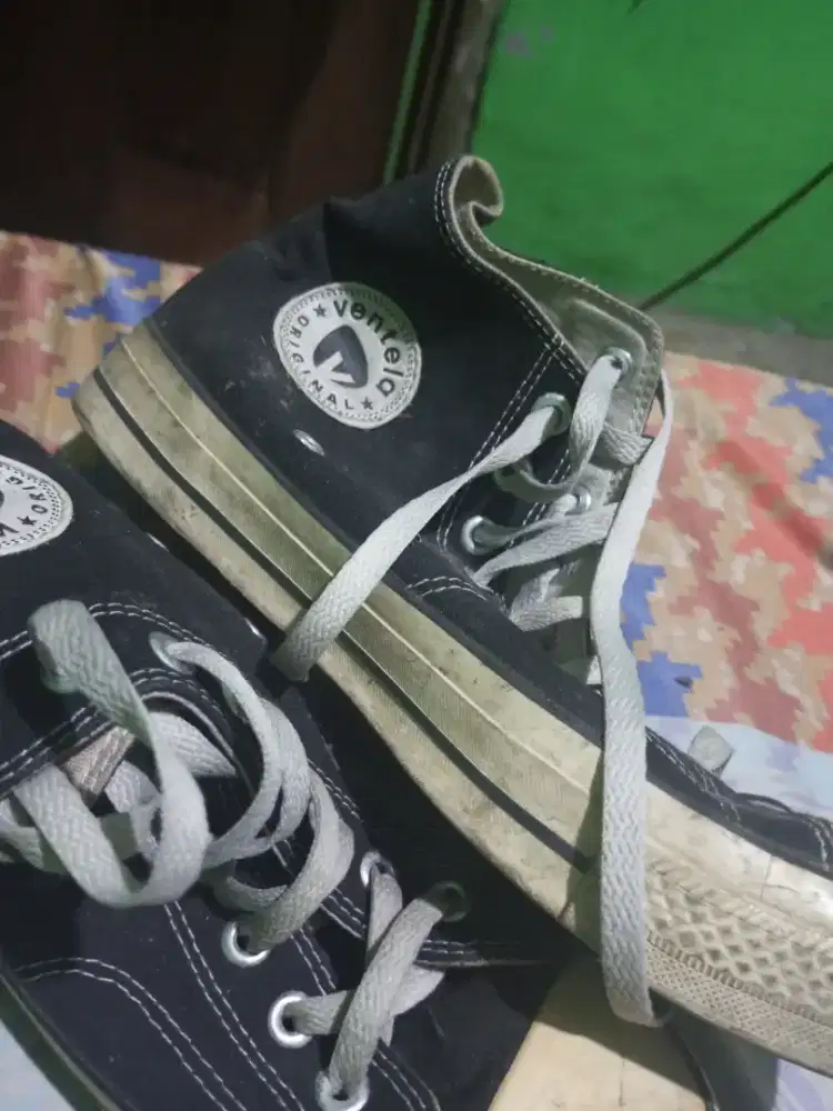 Sepatu ventela size 43 high