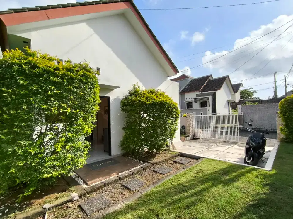 Small Cozy House with Big Garden for Rent yearly
