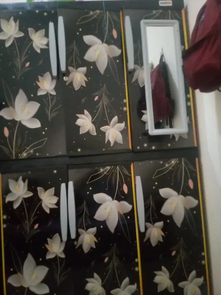 Lemari plastik 3 pintu