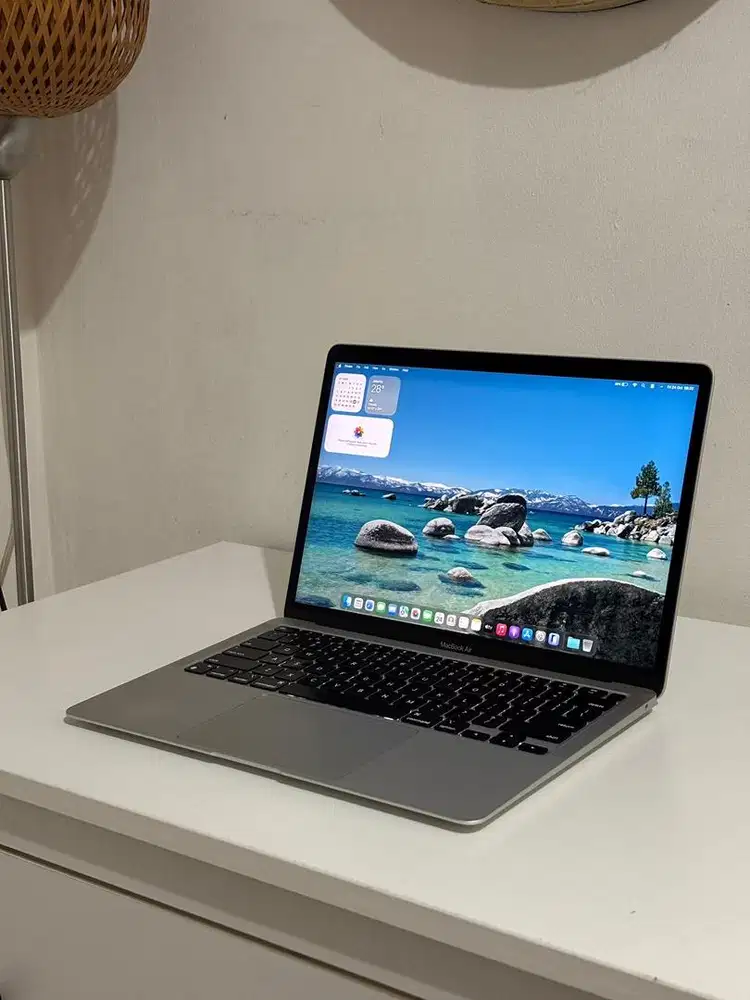 MacBook Air 2020 M1 8/256