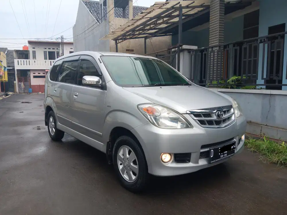 Toyota Avanza 2011 Bensin