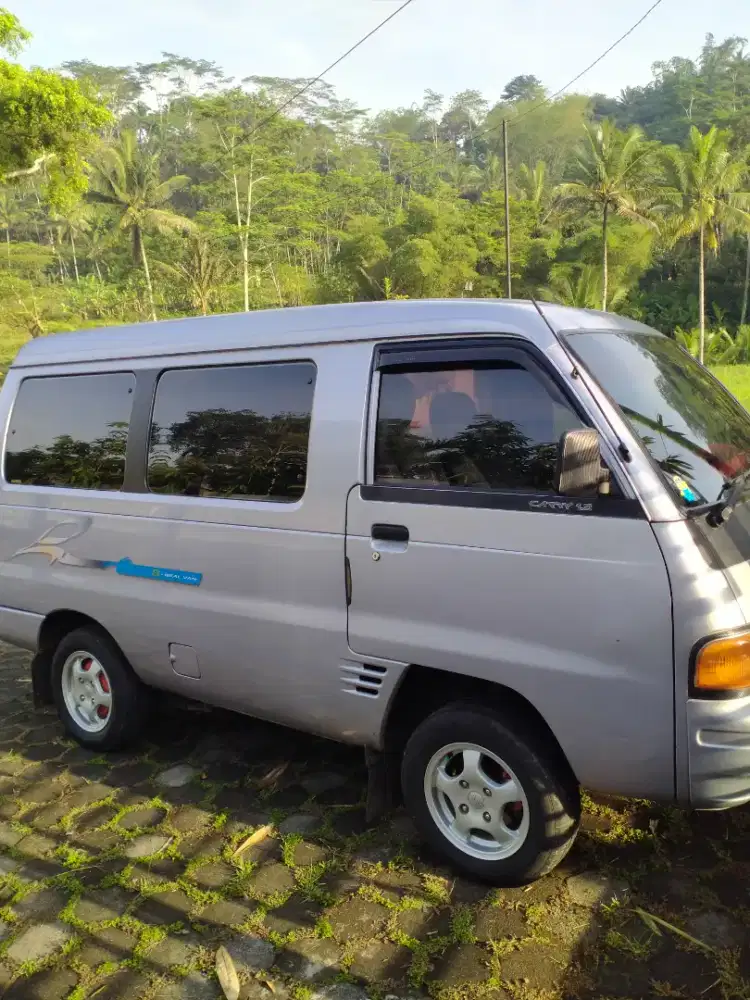 Realvan 2002 aa magelang