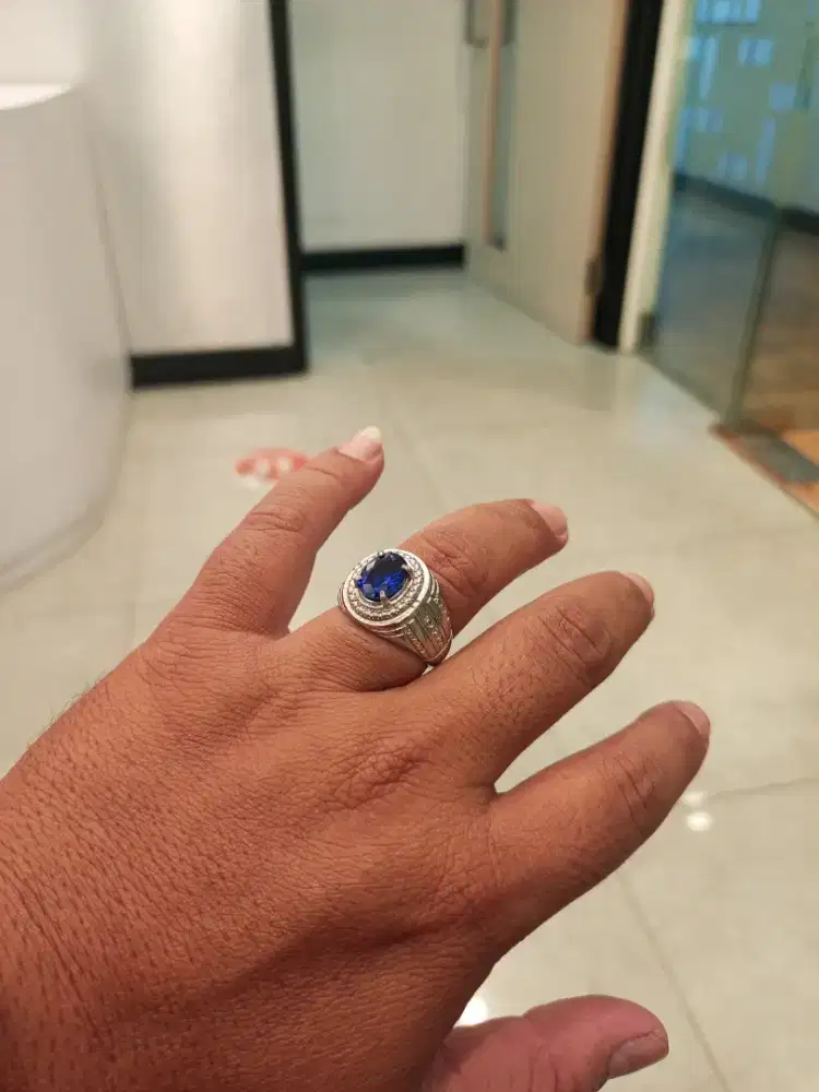 Batu permata blue shapire ring titanium size 9,5