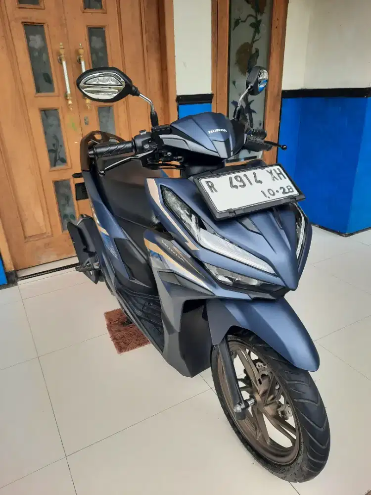 Vario 125 2023 cbs iss