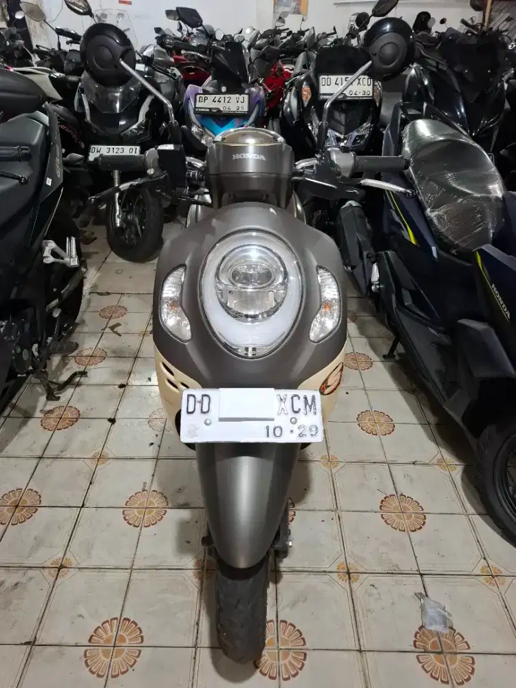 Honda Scoopy 110cc 2024 cokelat cream