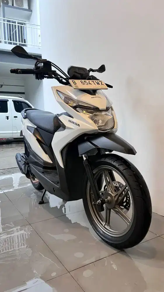 HONDA BEAT STREET ECO 2018 PUTIH ORIGINAL RAWATAN PEMAKAI LANGSUNG