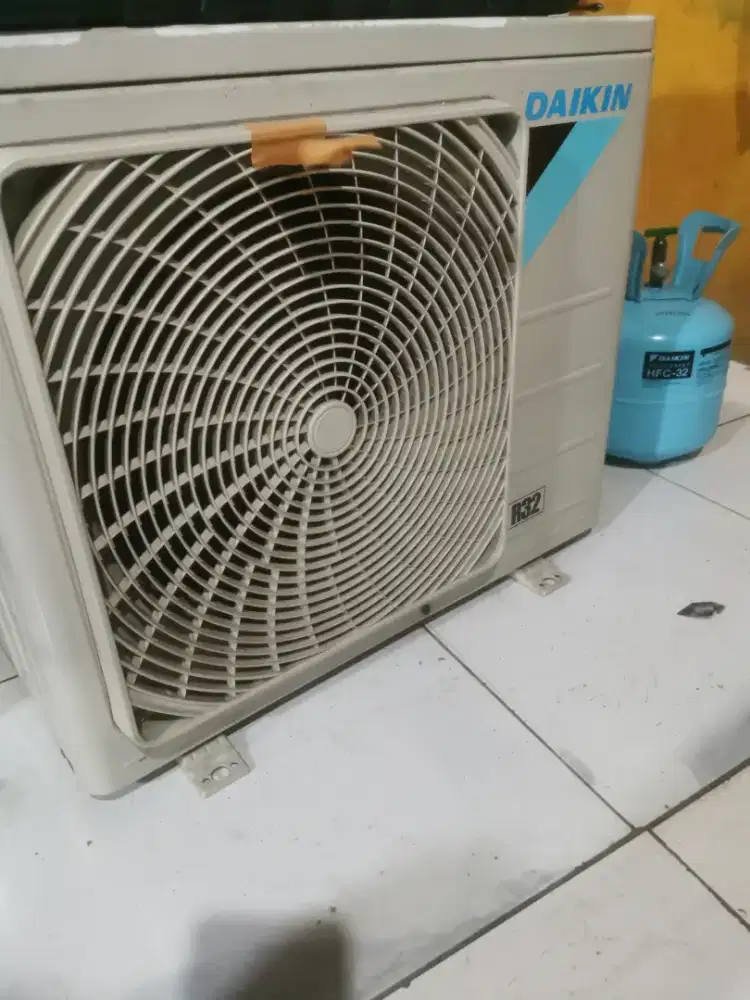 Ac daikin pendinginan cepat