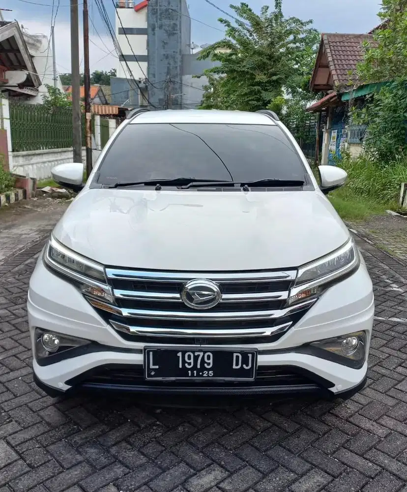 DAIHATSU TERIOS 1.5 R 2018 MATIC ISTIMEWAH LOW KM 77rb KREDIT DP MINIM