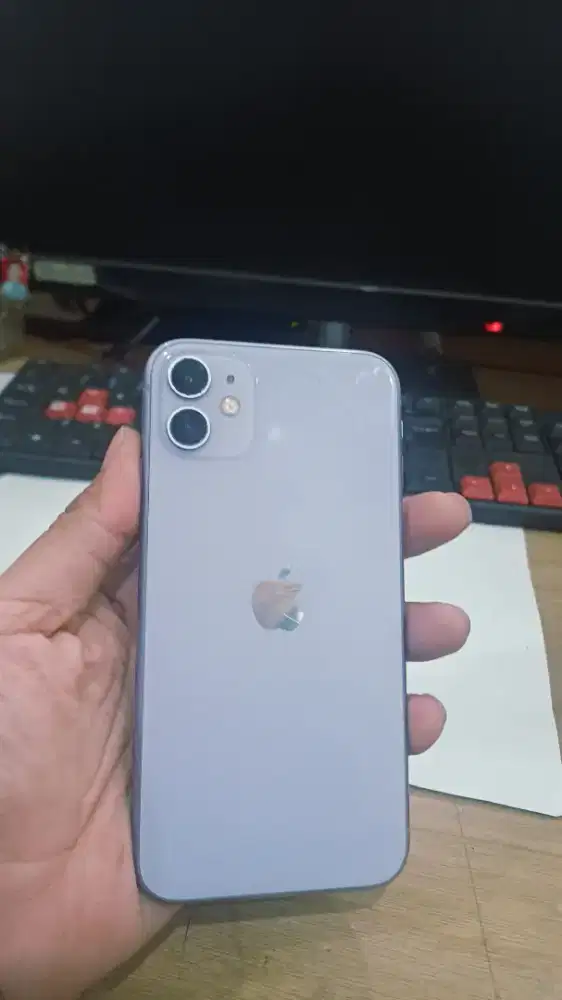 IPHONE 11 64 GB