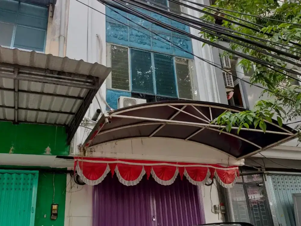 Dijual Ruko Jemursari Lokasi Strategis tiga stengah lantai