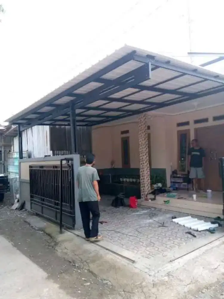 Kanopi baja ringan