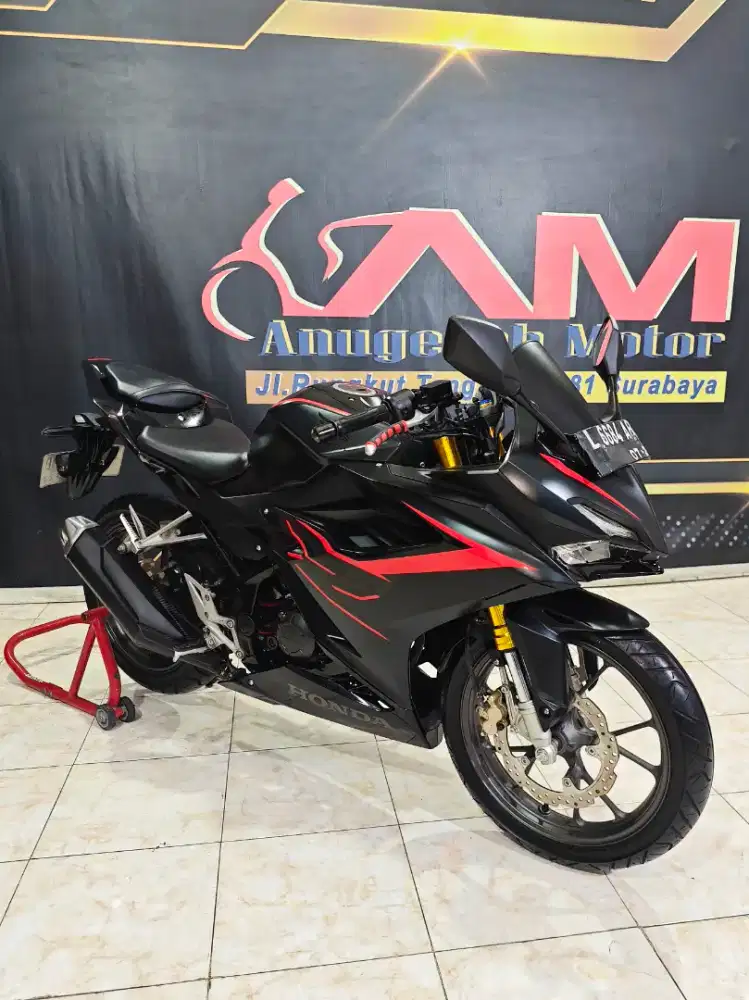 All-new CBR150 Black matte km.3rb mewah mulus. Anugerah motor rungkut
