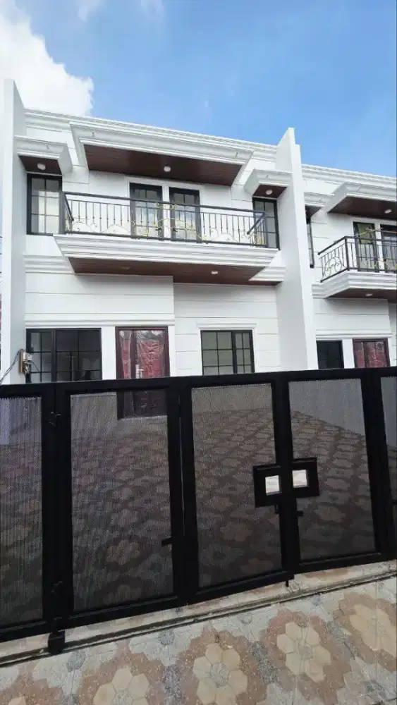 Di jual rumah bagus mewah dekat tol jatiwaringin bekasi