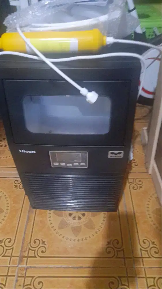 Pembuat es batu otomatis 40kg