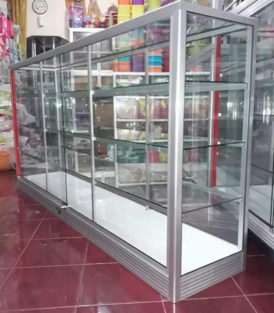 Etalase Panjang 2M x 1M Untuk Perlengkapan Usaha Anda