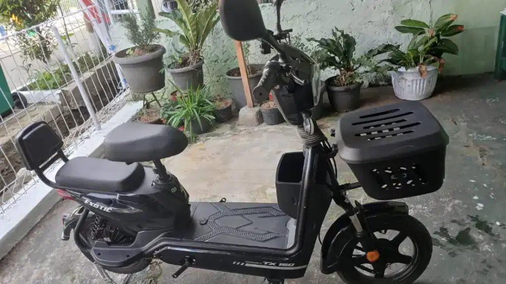 Sepeda listrik Exotic