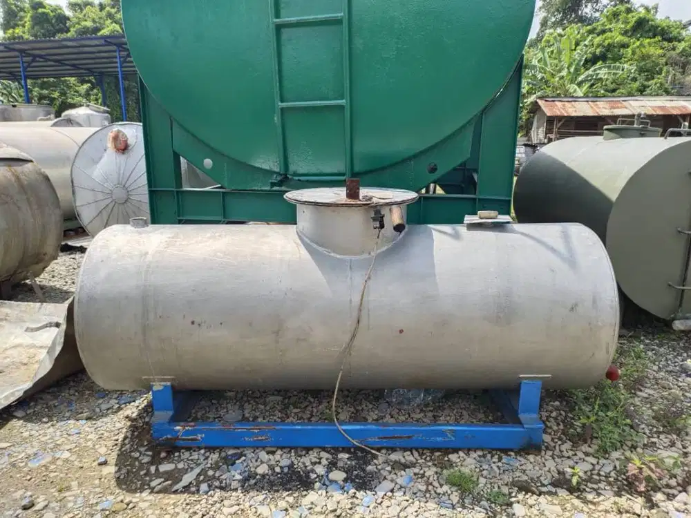 Tangki Mild Stell 1000 L (1 KL) Solaar/oil/Softener