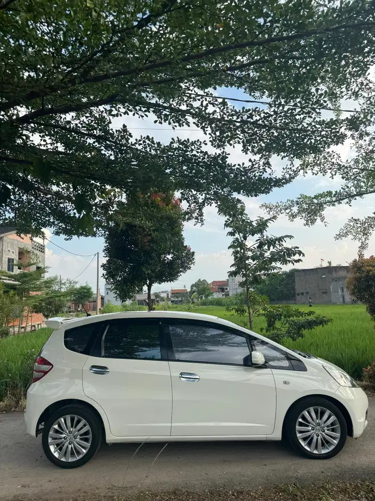 Honda Jazz 2011 Bensin