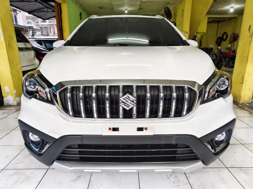 LOW KM 20RB.! SUZUKI S CROSS AT 2023 MATIC LIKE NEW NIK 2022