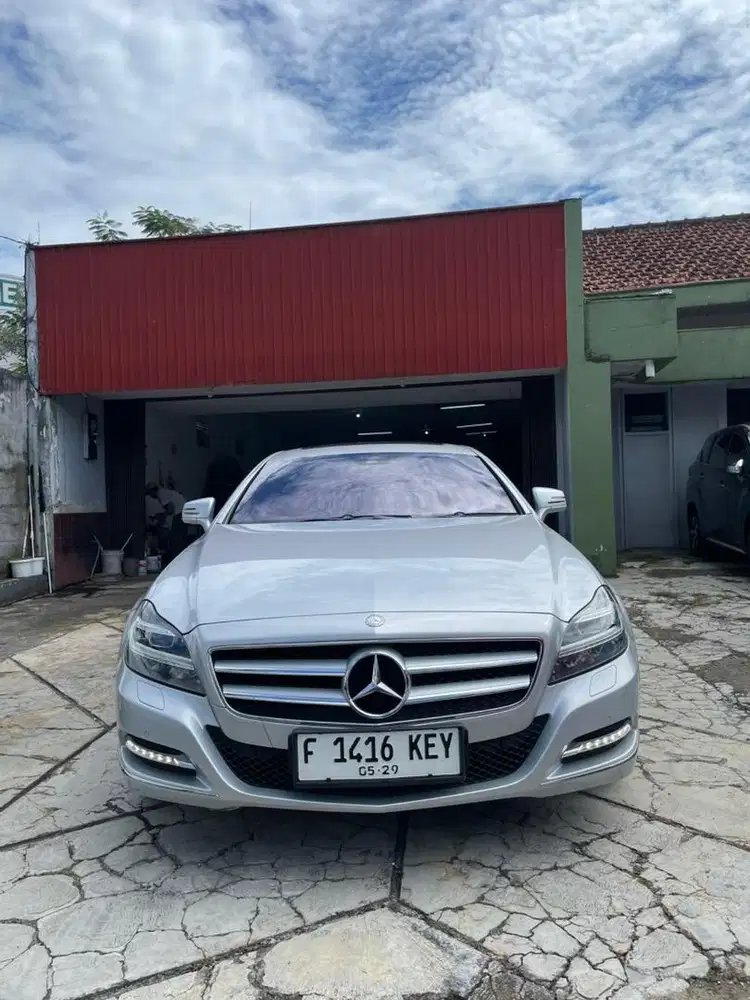 Mercedes benz CLS 350 2011