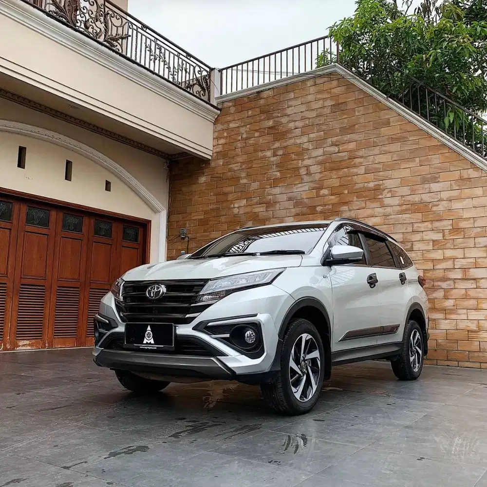 Toyota Rush Type 1.5 S GR M/T Tahun 2024