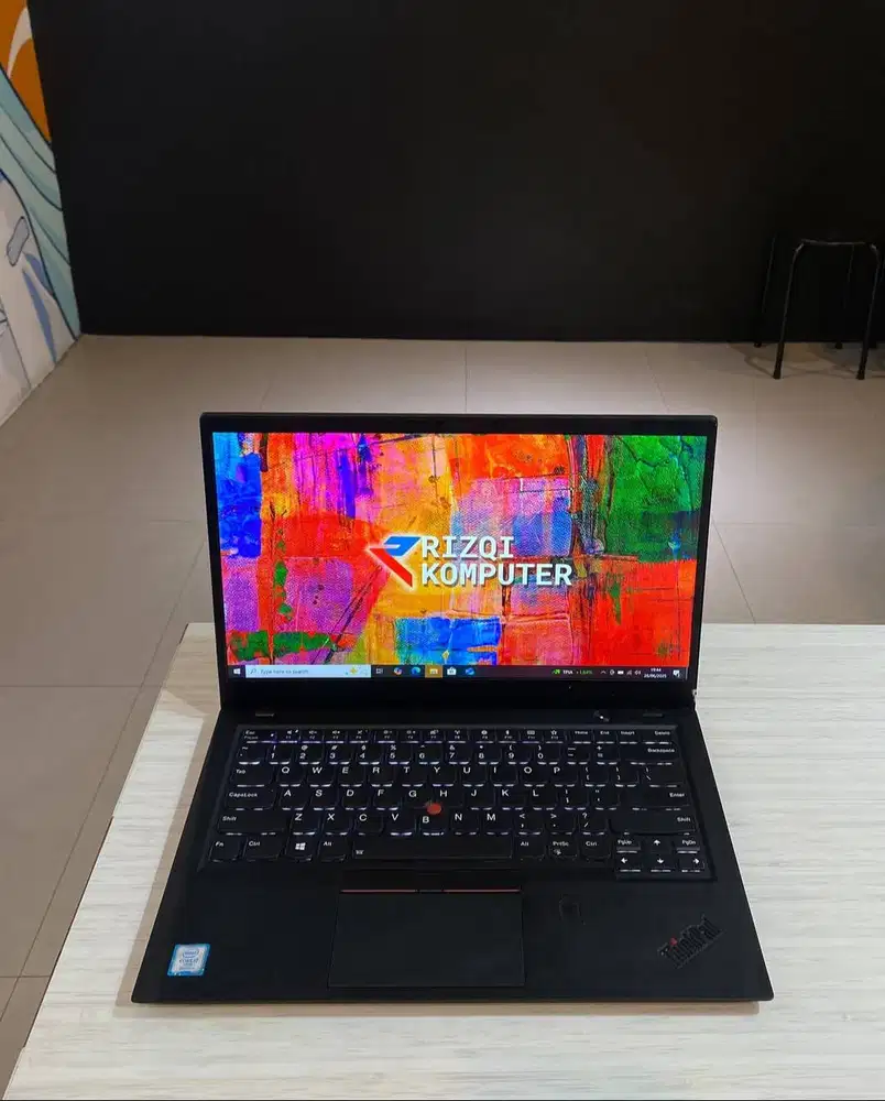 Lenovo X1 Carbon  Intel Core i7-8650U Ram 16GB SSD 512GB