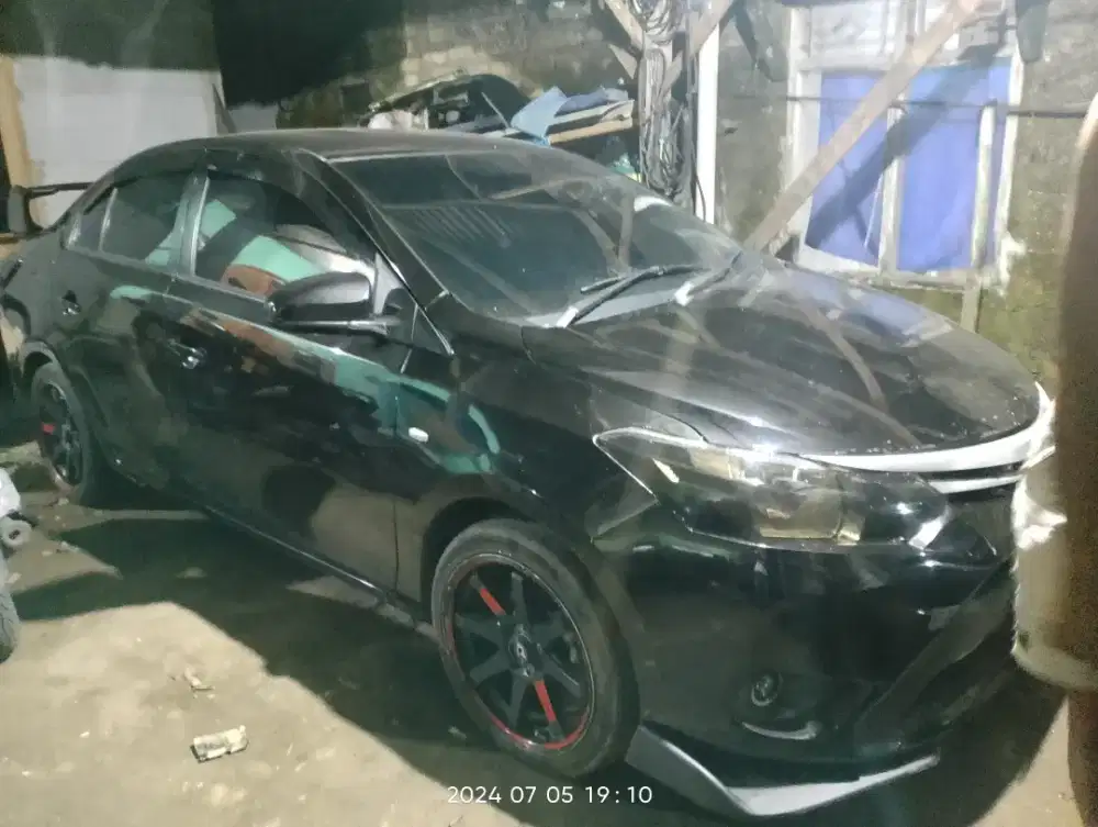DIJUAL Velg R17 Merk Reys TAPAK LEBAR