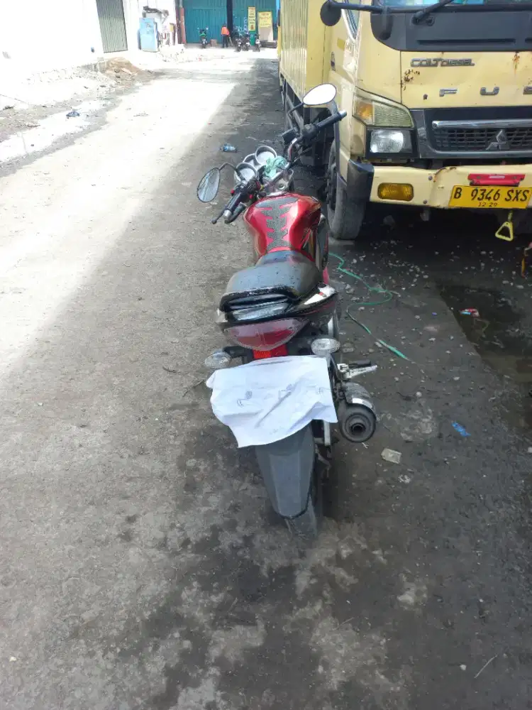 D jual motor vixion 2010 pajak aj mati dua tahan moror oke