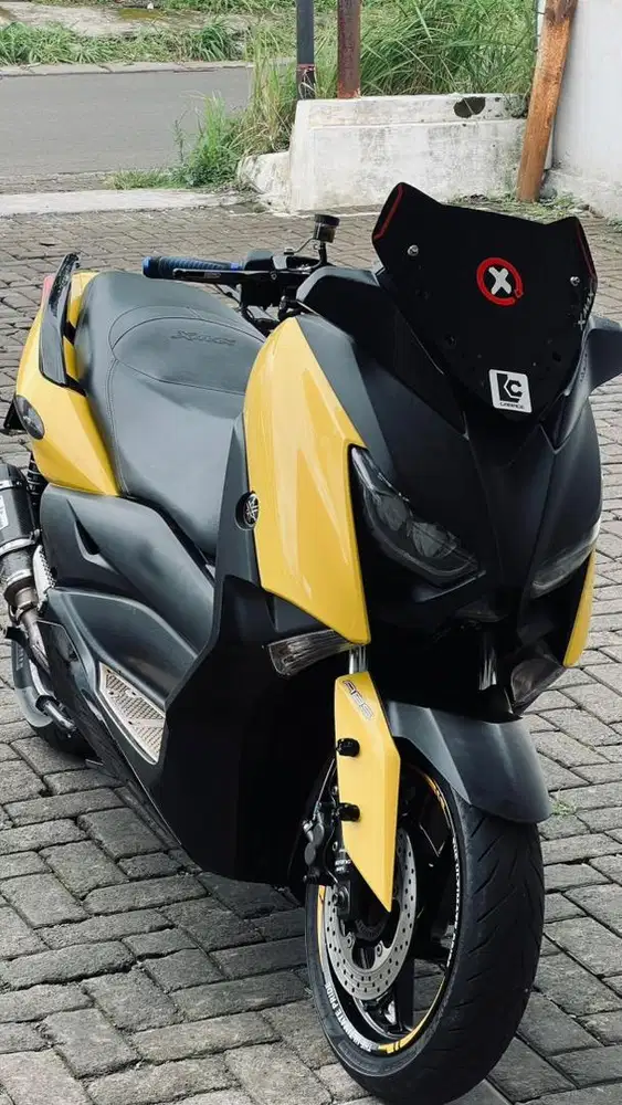 Yamaha Xmax 250 asli kuning clean look