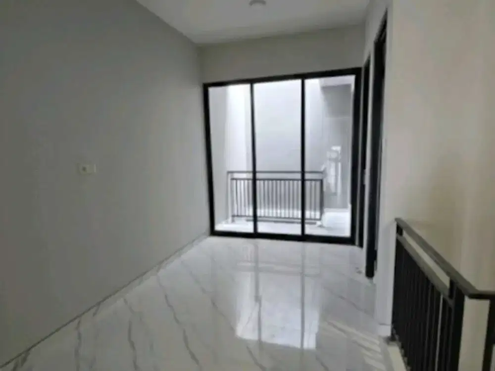 Rumah Pantai Mentari Surabaya Siap Huni Strategis YEN.A030