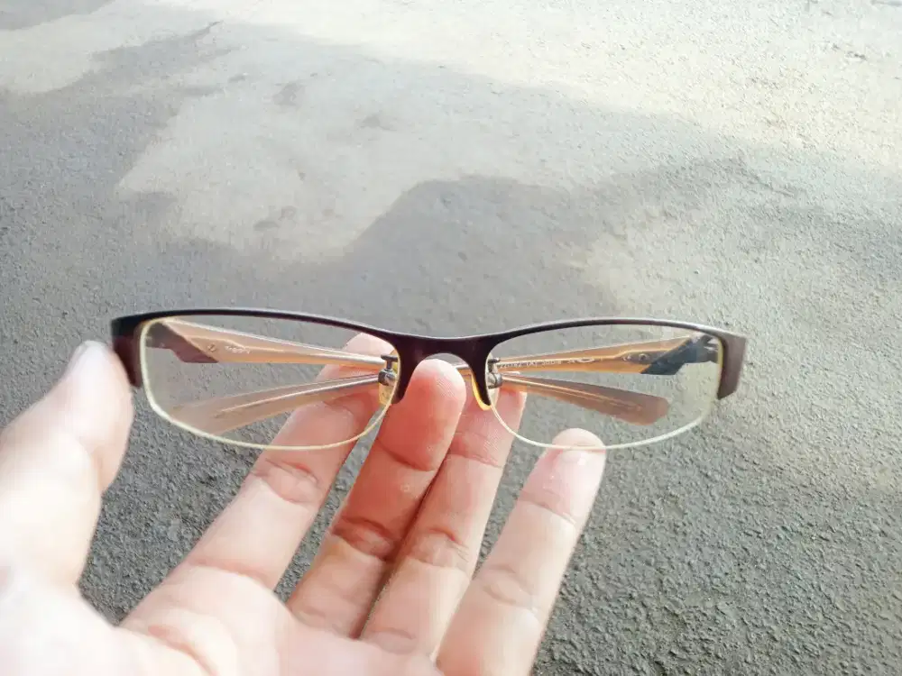 Kacamata Oakley treaty kondisi like new