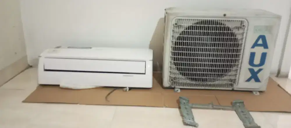 Jual ac bekas merk aux 1 pk