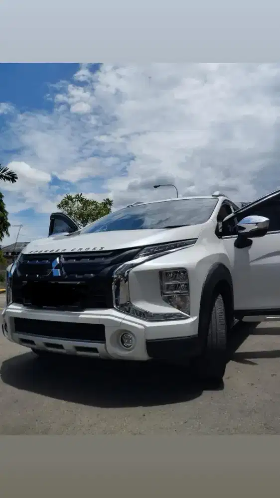 Mitsubishi expander cross 2021